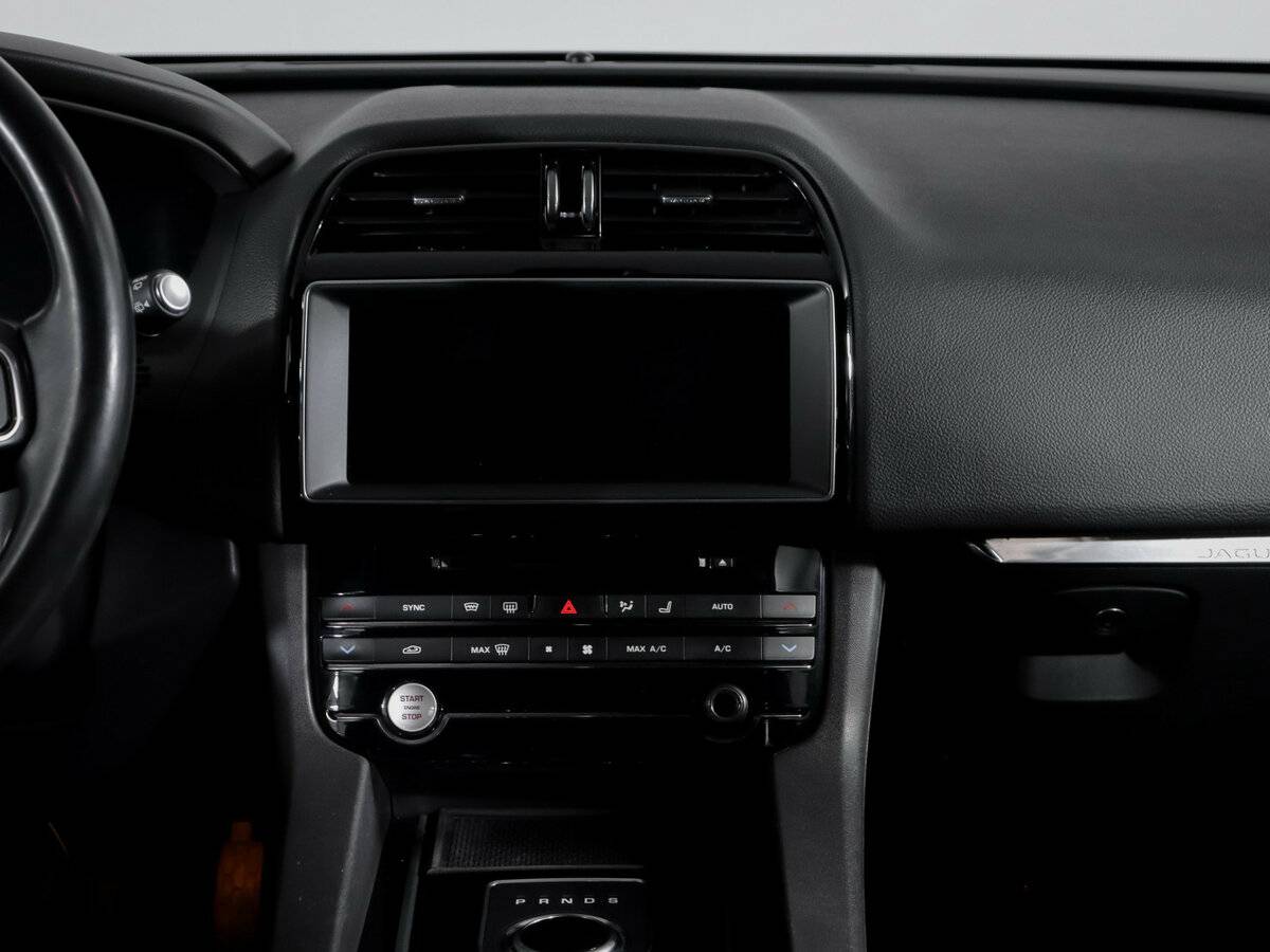 Jaguar F-Pace I, 2017 Фото №13