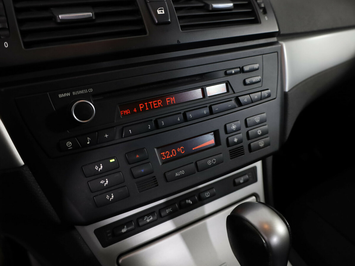 BMW X3 20d I (E83) Рестайлинг, 2010 Фото №10