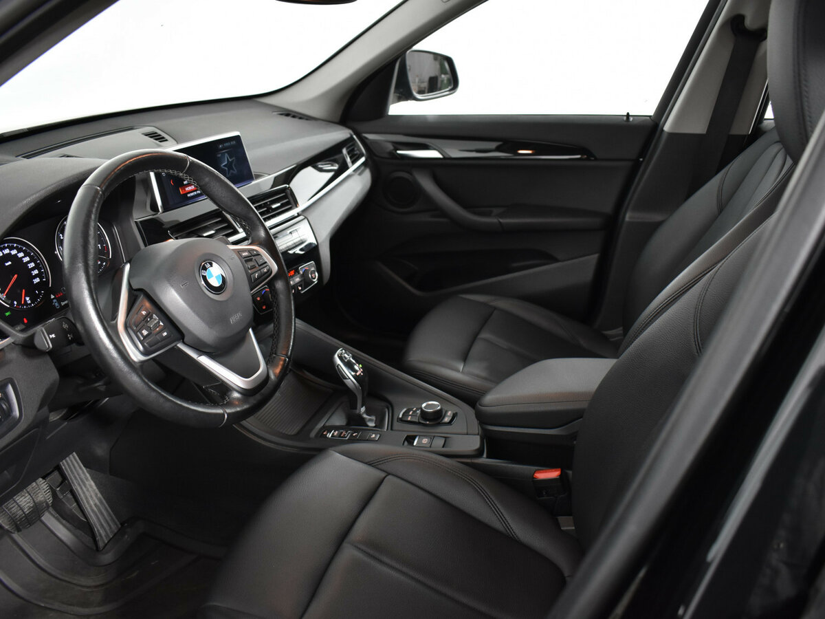 BMW X1 20i xDrive II (F48) Рестайлинг, 2021 Фото №9
