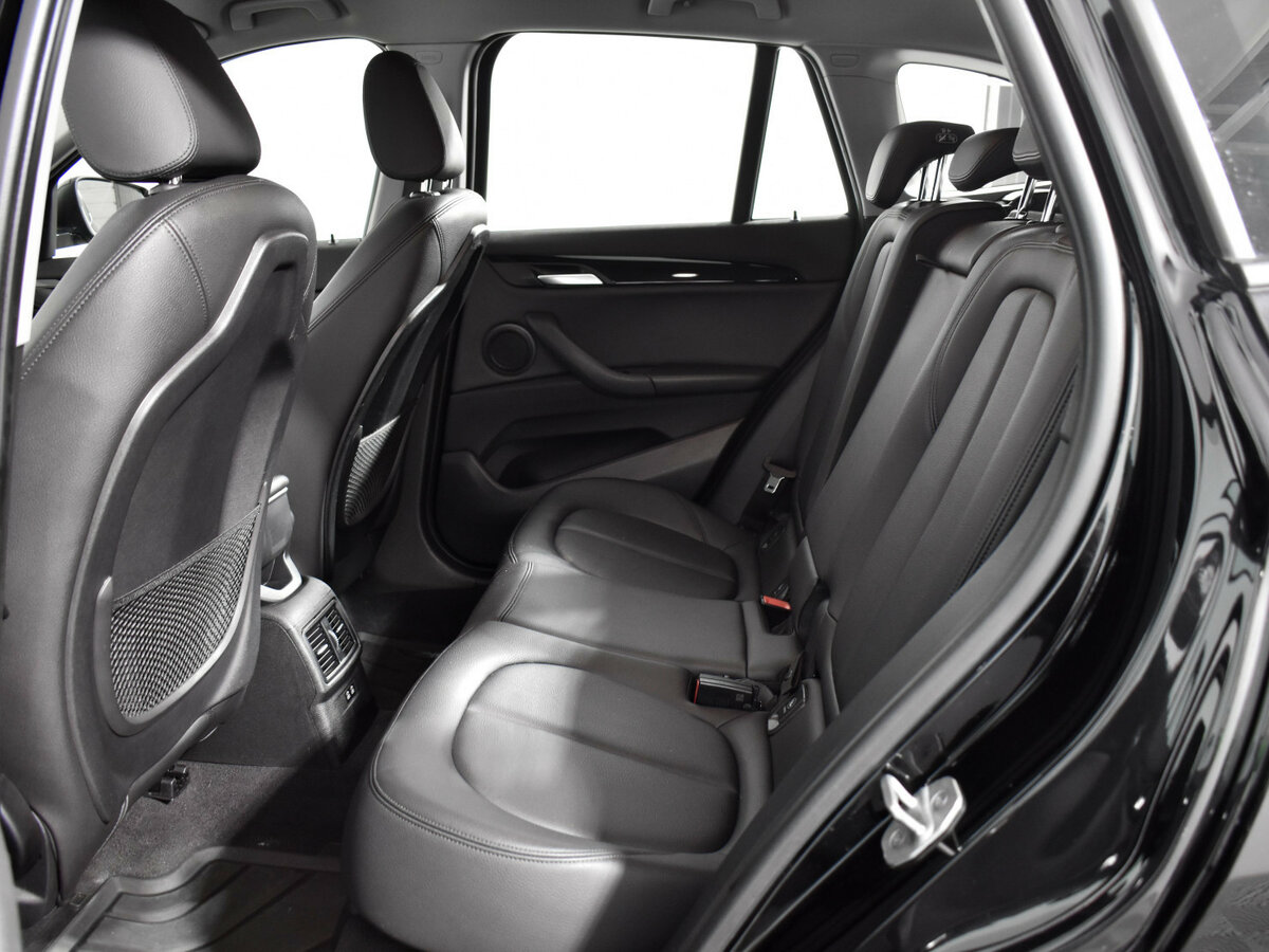BMW X1 20i xDrive II (F48) Рестайлинг, 2021 Фото №12