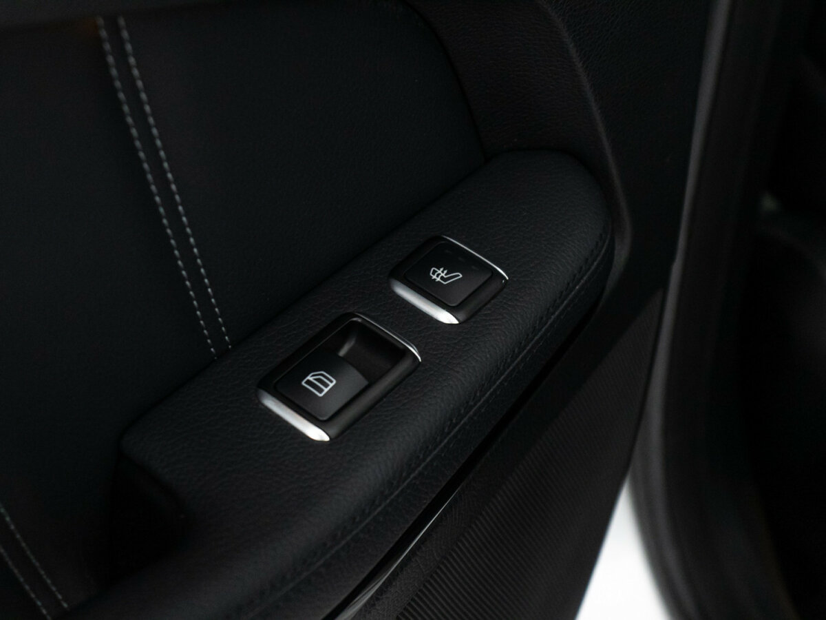 Mercedes-Benz E-Класс 300 IV (W212, S212, C207) Рестайлинг, 2013 Фото №20