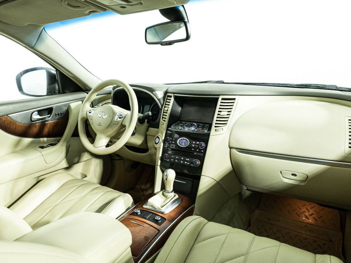 Infiniti QX70, 2016 Фото №9