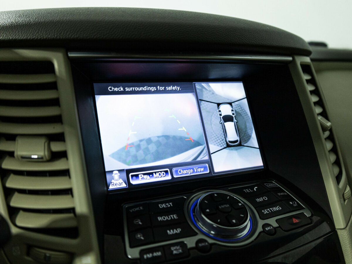 Infiniti QX70, 2016 Фото №18