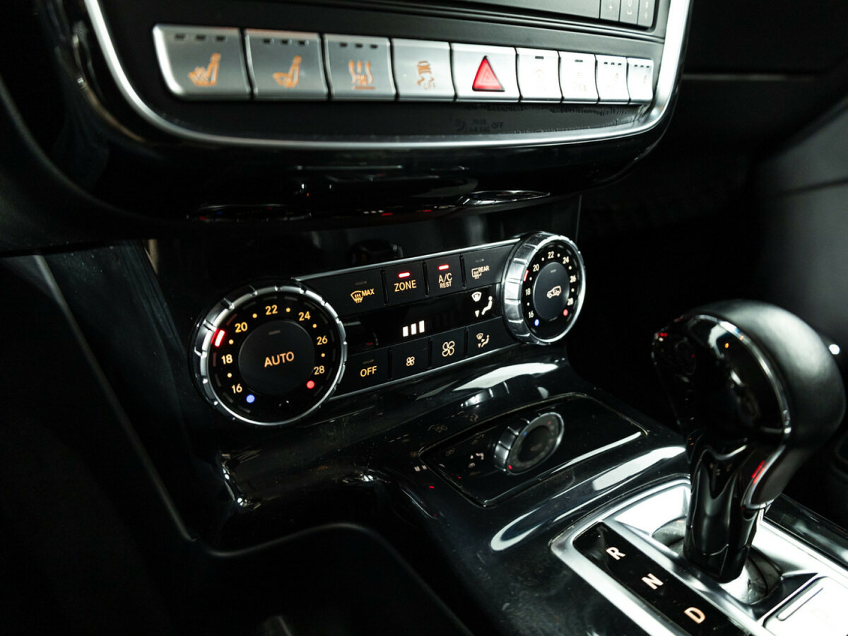 Mercedes-Benz G-Класс 350 d II (W463) Рестайлинг 4, 2017 Фото №16