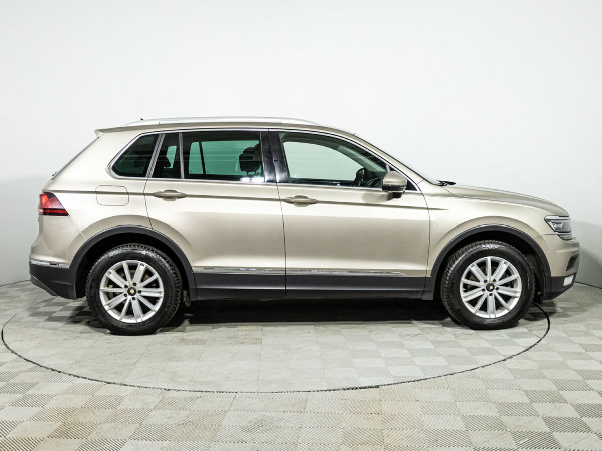 Volkswagen Tiguan II, 2017 - 235 698 км. | Фото №4