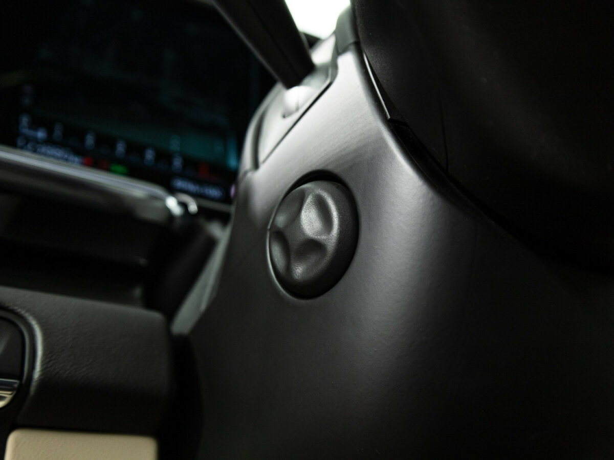 Cadillac Escalade V, 2021 Фото №22