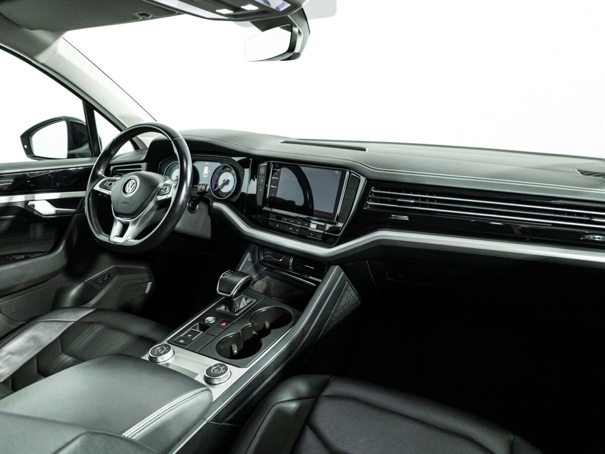 Volkswagen Touareg III, 2018 - 95 804 км. | Фото №7