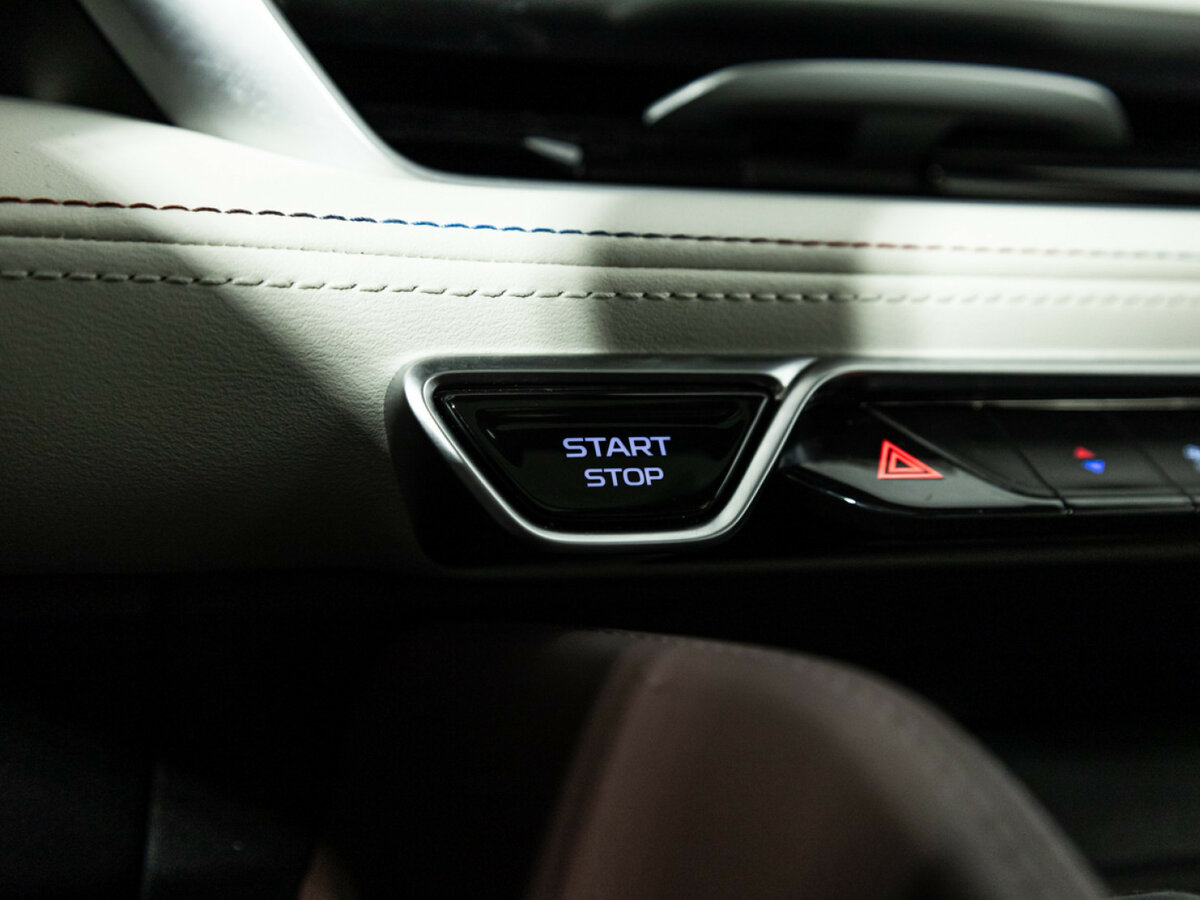 Geely Monjaro I, 2023 Фото №21