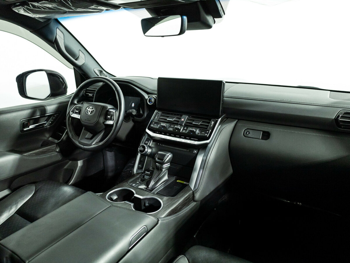 Toyota Land Cruiser 300 Series, 2021 - 40 784 км. | Фото №7