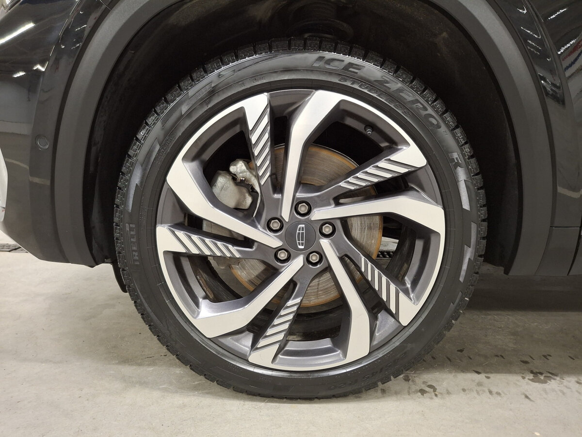 Geely Monjaro (Xingyue L) I, 2024 Фото №18