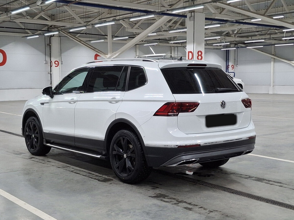 Volkswagen Tiguan Allspace II, 2018 - 138 001 км. | Фото №7