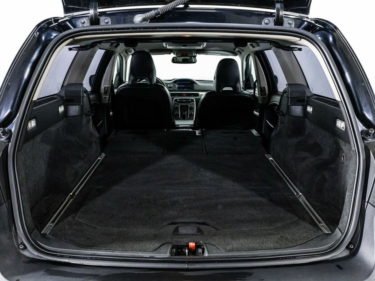 Volvo XC70 II, 2011 Фото №25