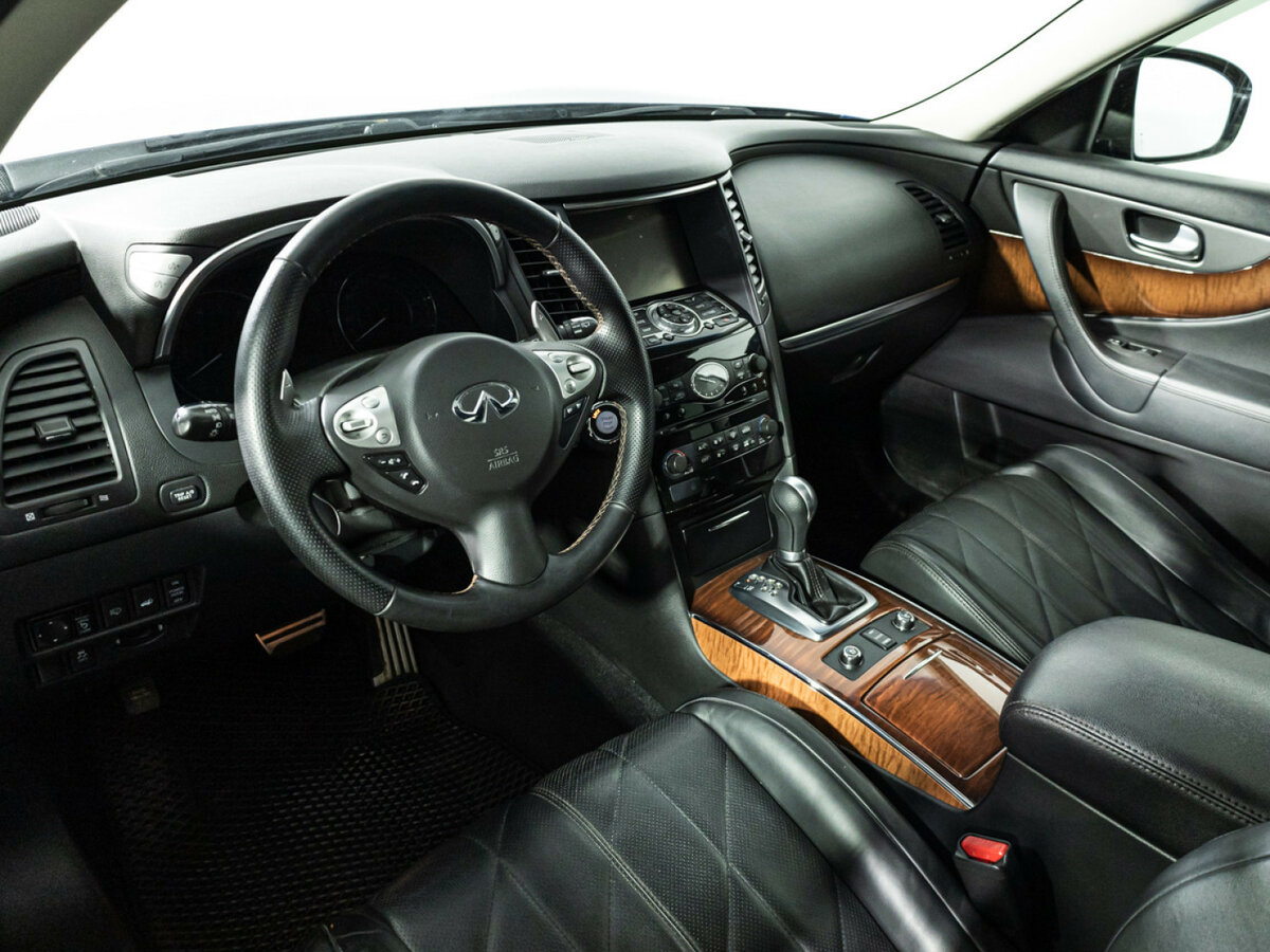 Infiniti QX70, 2014 Фото №9