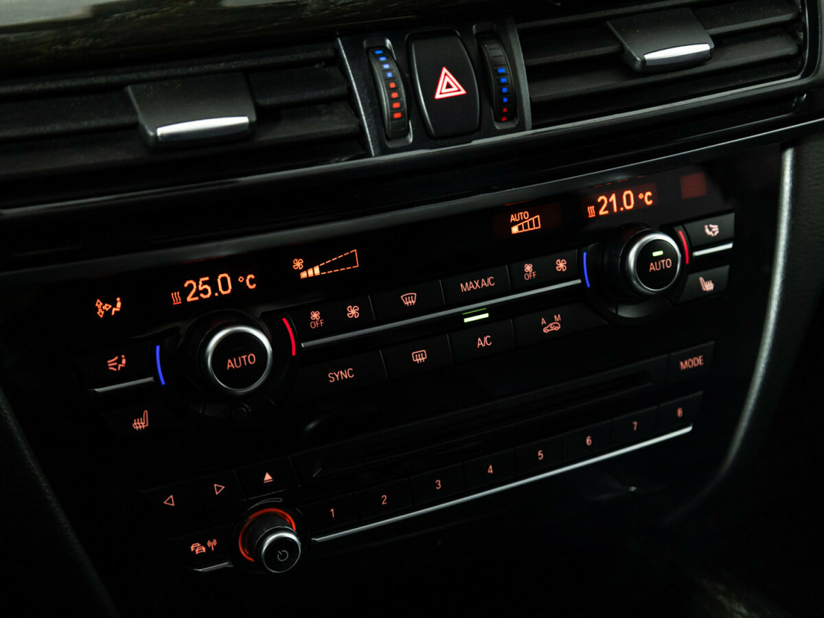 BMW X5 35i III (F15), 2015 Фото №16