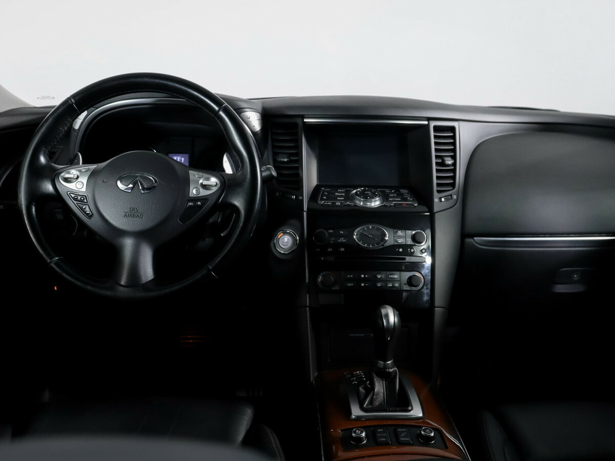 Infiniti QX70, 2015 Фото №12