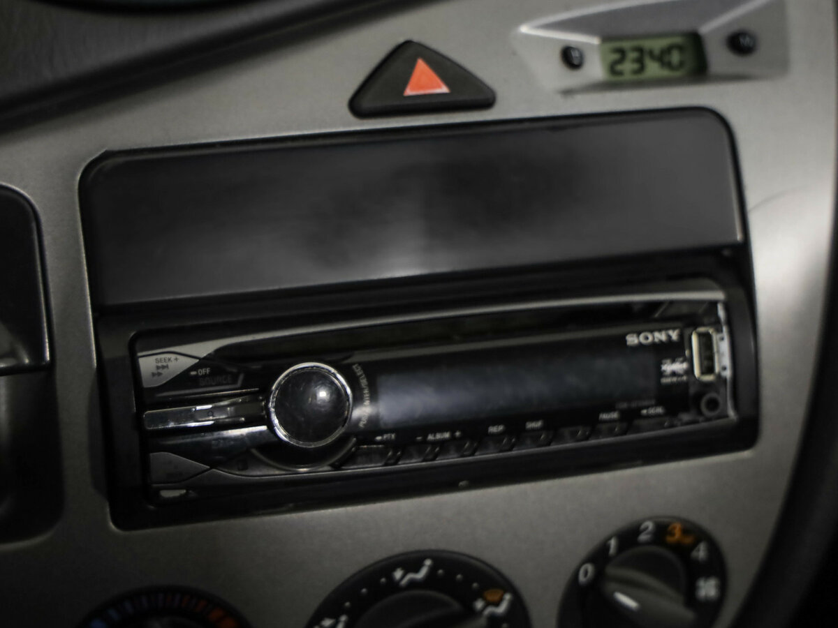 Ford Focus I Рестайлинг, 2003 Фото №9