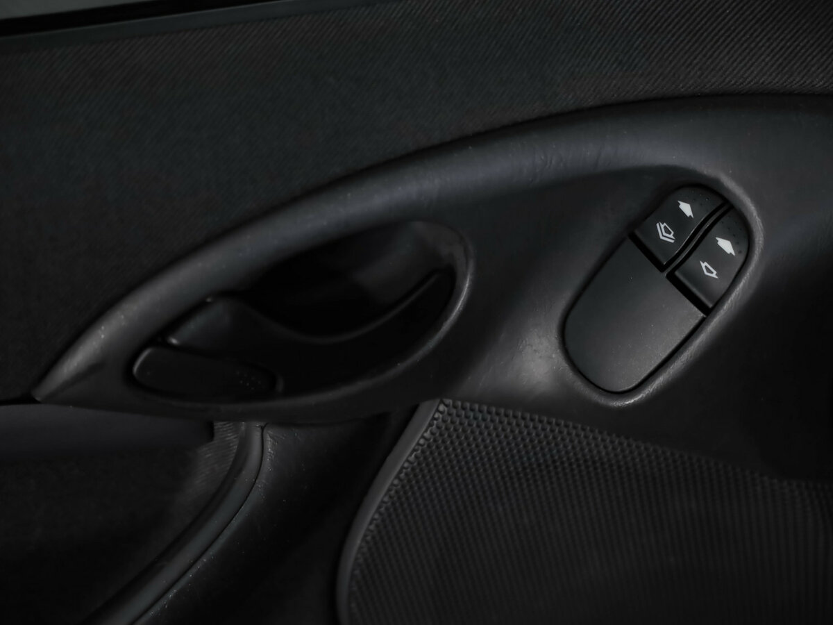 Ford Focus I Рестайлинг, 2003 Фото №13