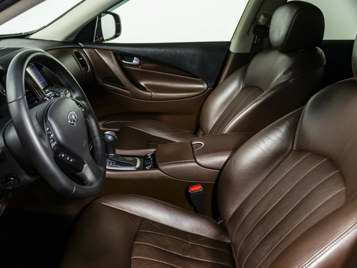 Infiniti QX50 I Рестайлинг, 2016 Фото №10
