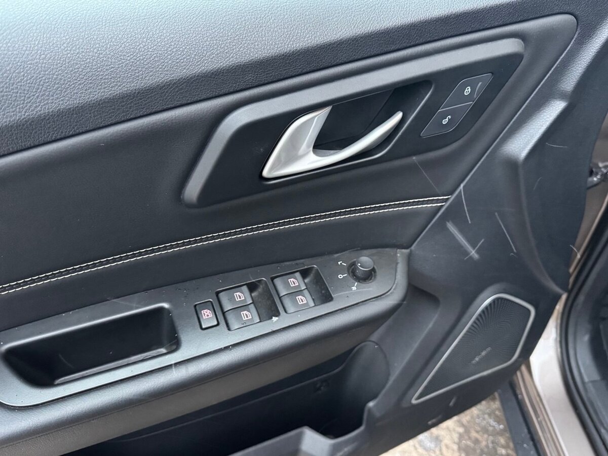 FAW Besturn X40 I, 2020 Фото №11