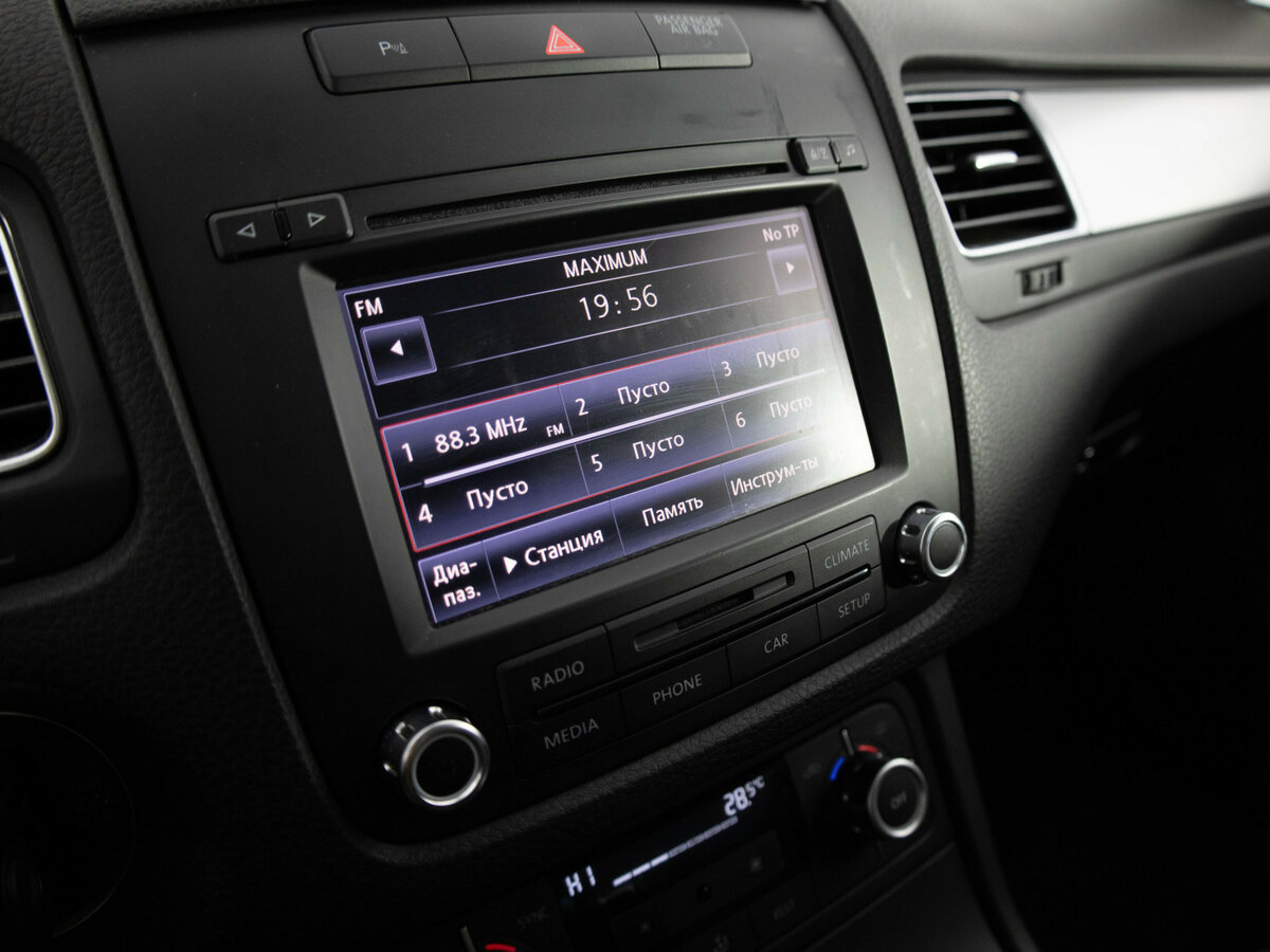 Volkswagen Touareg II, 2011 Фото №15