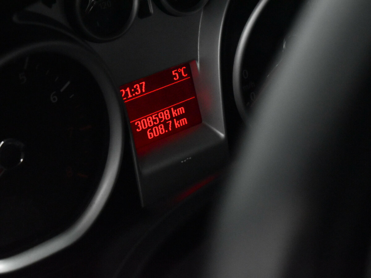 Ford Focus II Рестайлинг, 2010 Фото №18