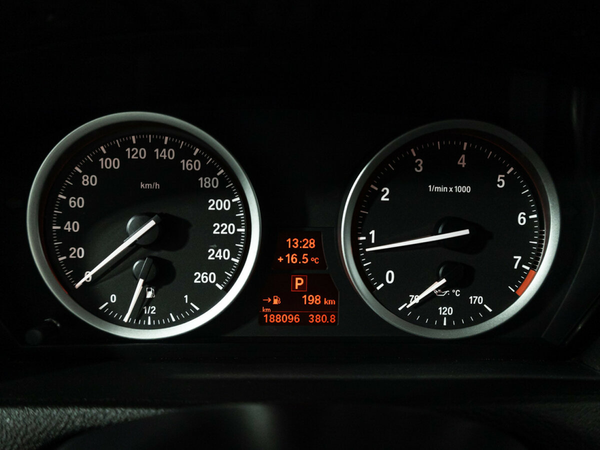 BMW X6 35i I (E71) Рестайлинг, 2013 Фото №12