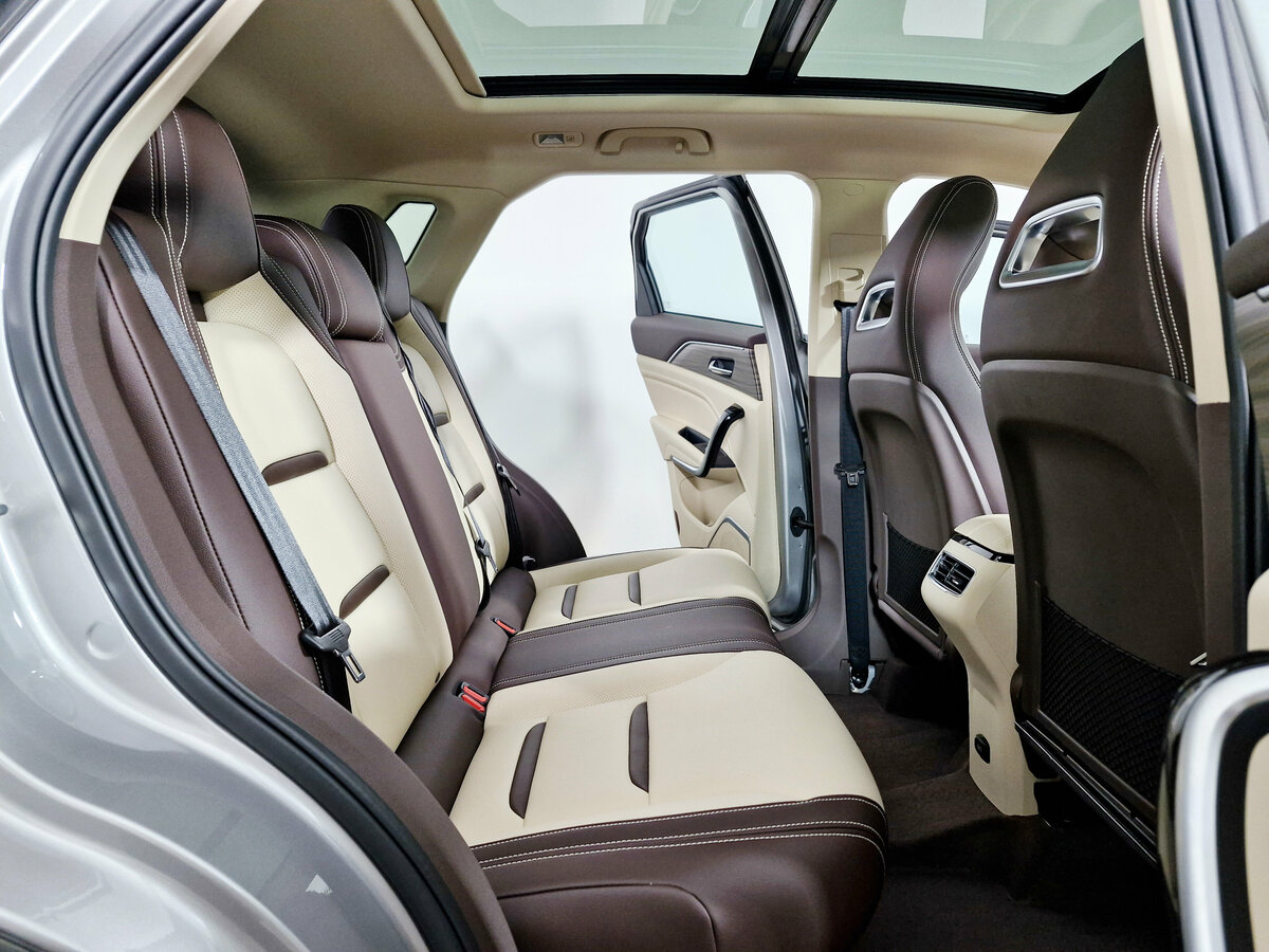 FAW Bestune T77 I, 2024 Фото №10