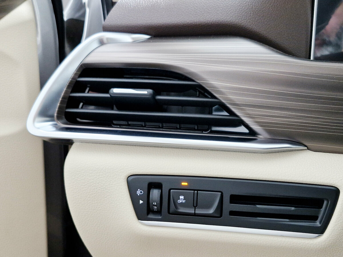 FAW Bestune T77 I, 2024 Фото №20