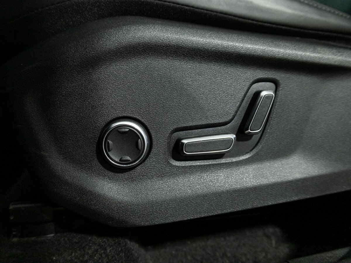 Geely Monjaro I, 2023 Фото №15