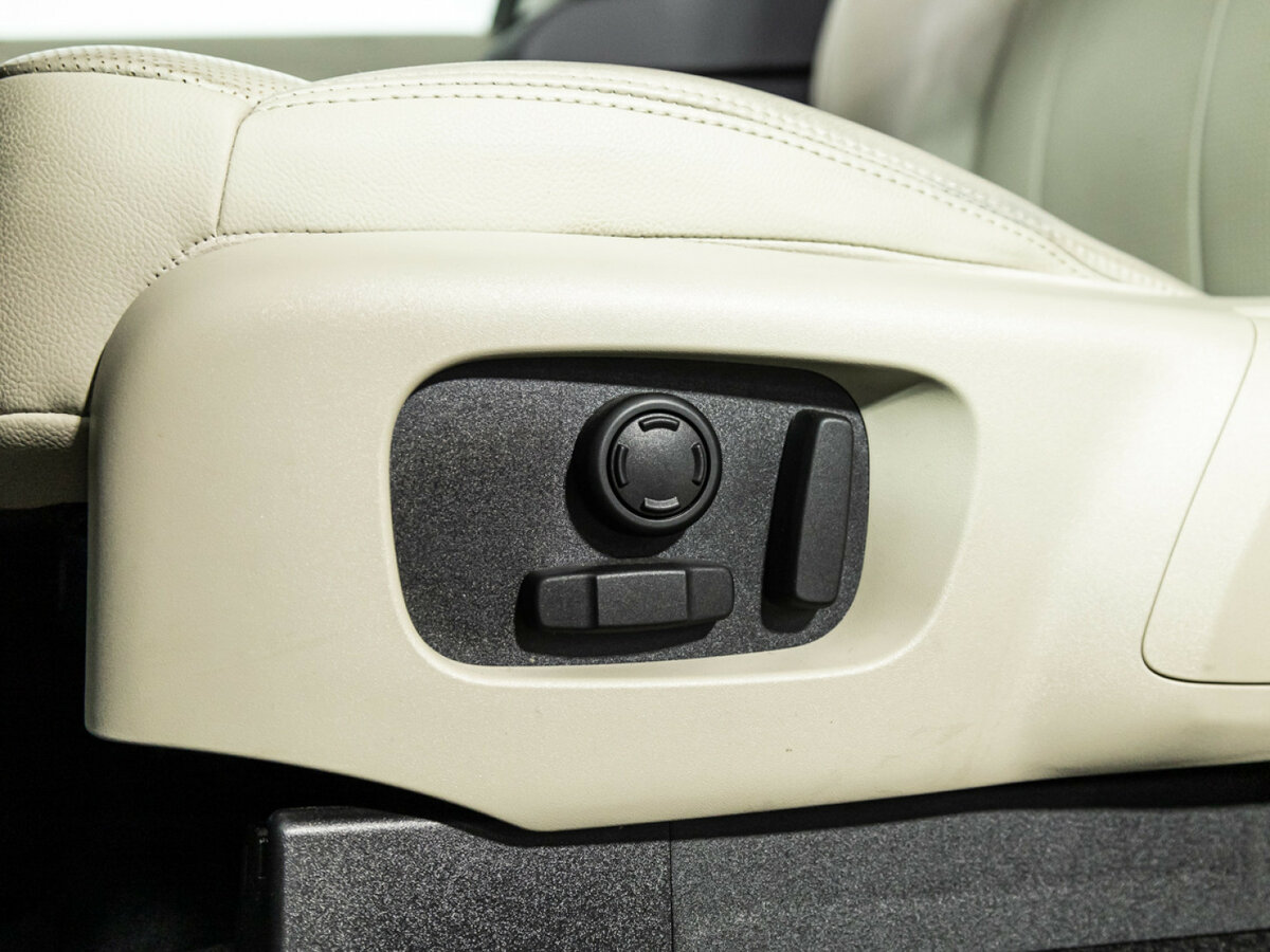 Land Rover Discovery V, 2020 Фото №21