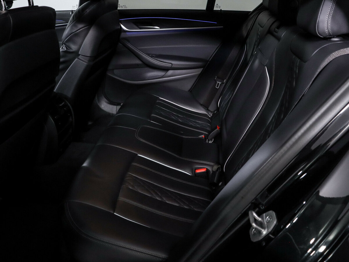 BMW 5 серии 530d xDrive VII (G30/G31/G38) Рестайлинг, 2022 - 61 020 км. | Фото №8