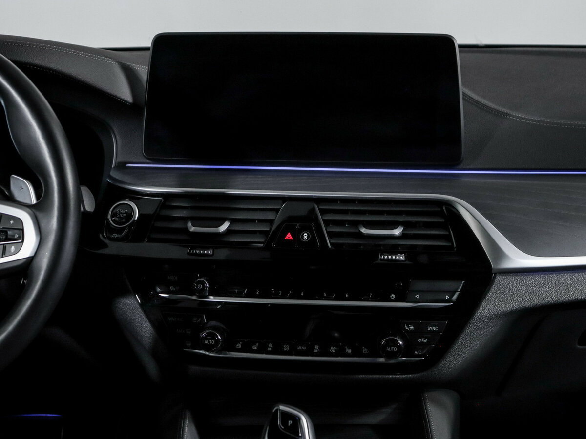 BMW 5 серии 530d xDrive VII (G30/G31/G38) Рестайлинг, 2022 Фото №11