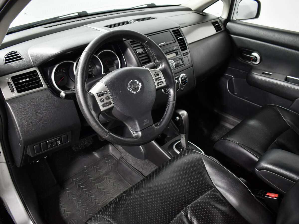 Nissan Tiida I, 2008 Фото №9