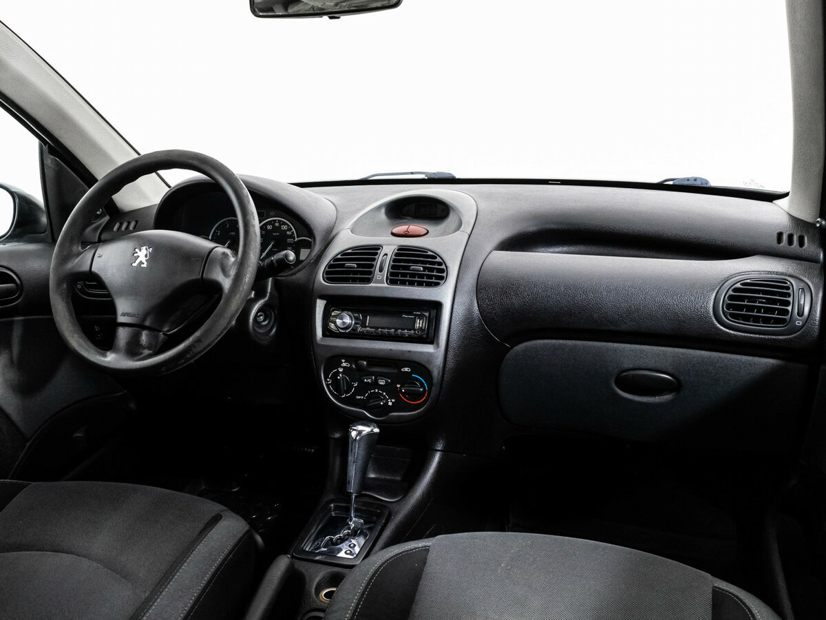 Peugeot 206, 2008 Фото №9