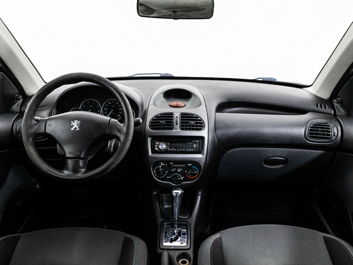 Peugeot 206, 2008 Фото №10