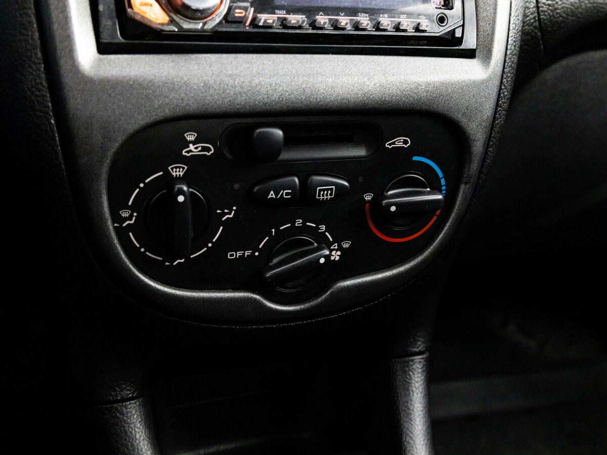 Peugeot 206, 2008 Фото №11