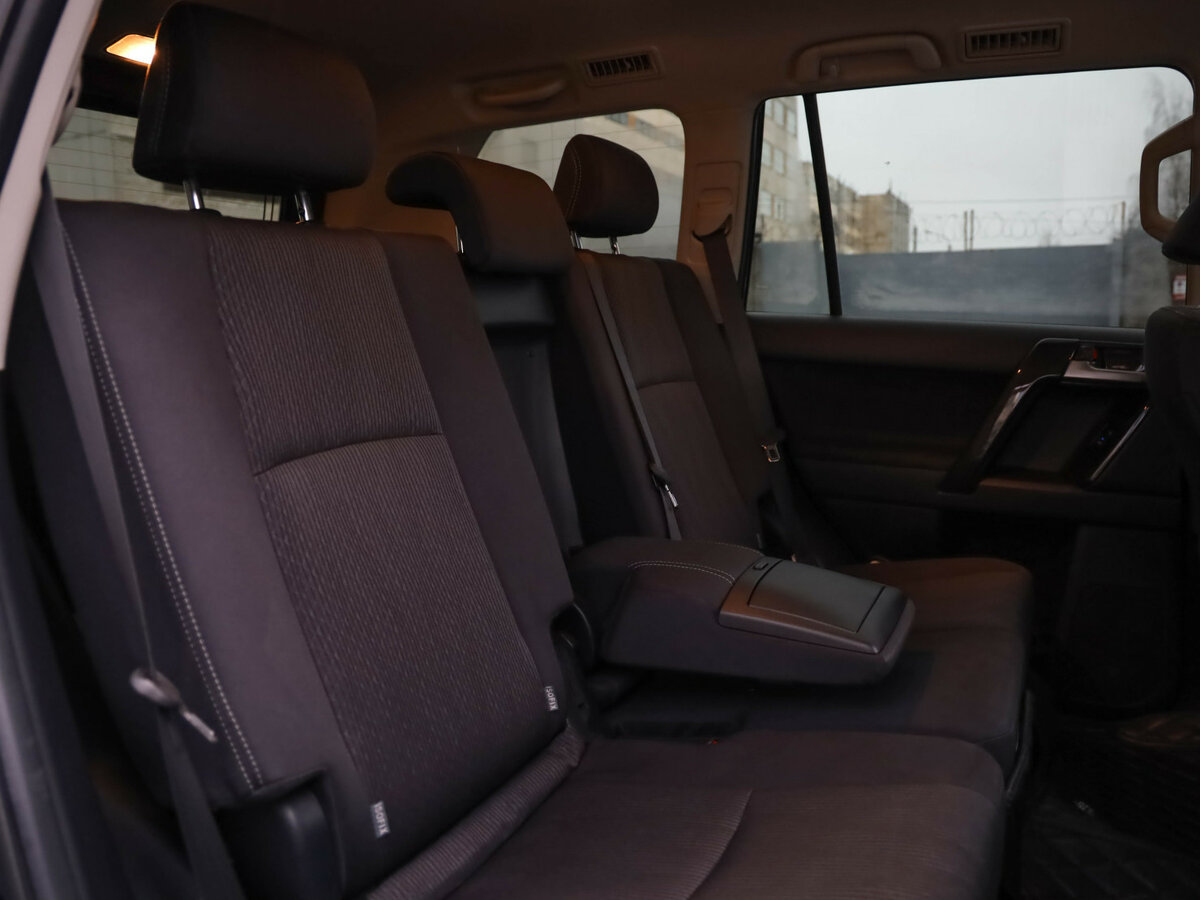 Toyota Land Cruiser Prado 150 Series Рестайлинг 3, 2021 Фото №10