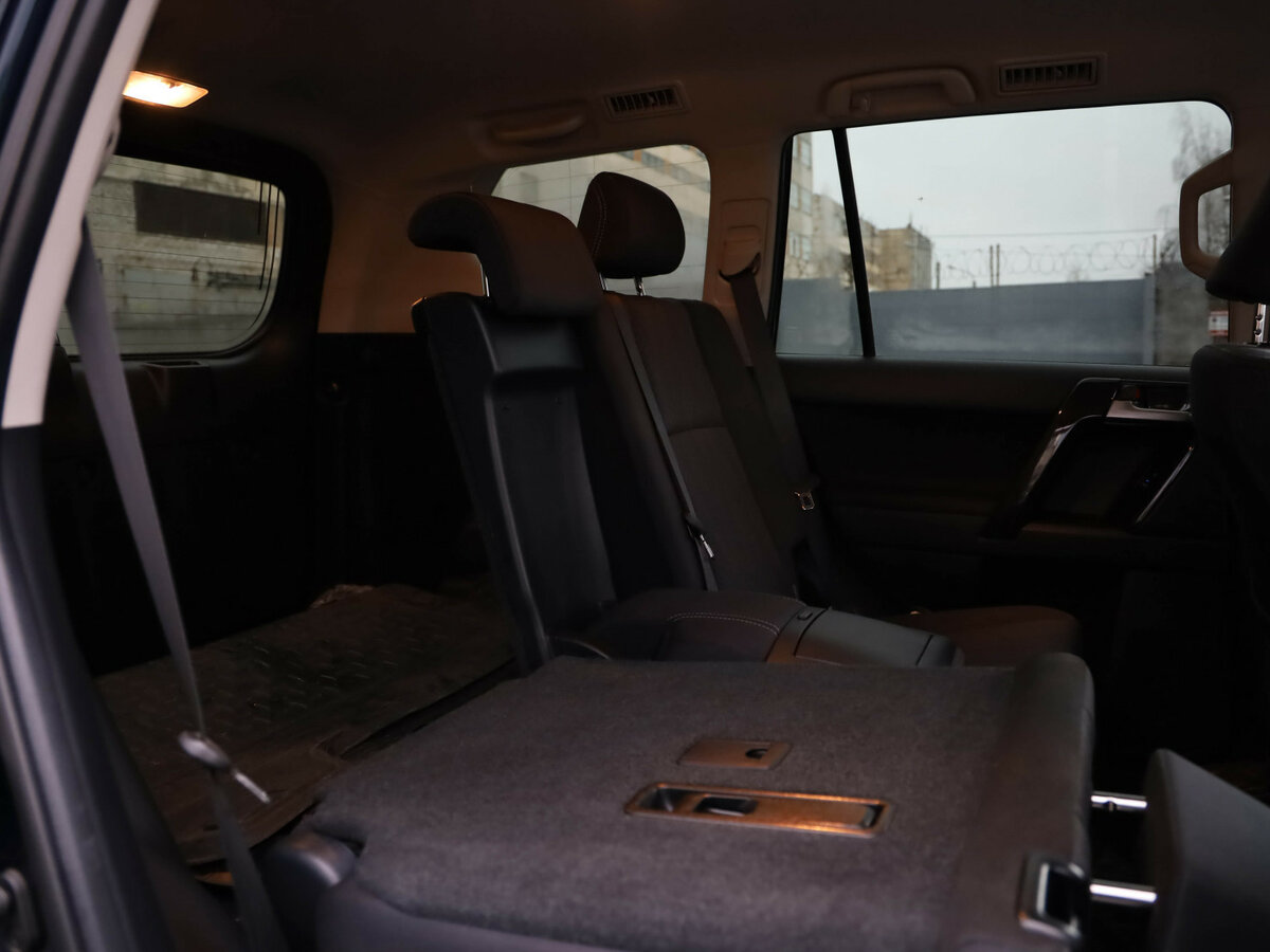 Toyota Land Cruiser Prado 150 Series Рестайлинг 3, 2021 Фото №11