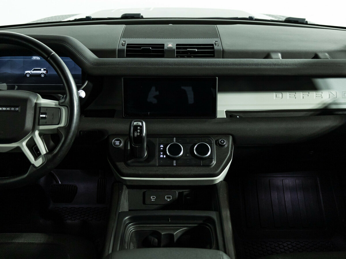 Land Rover Defender 110 II, 2021 Фото №11