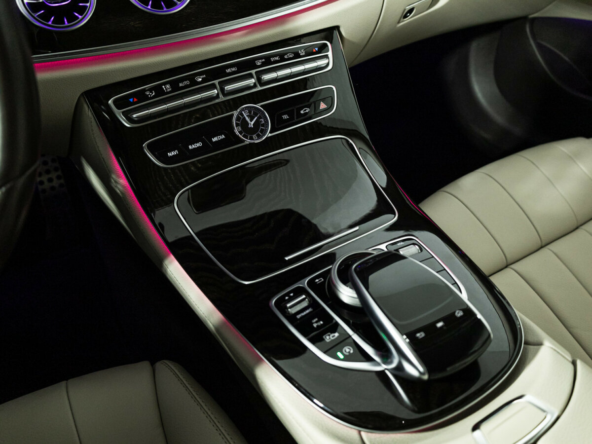 Mercedes-Benz E-Класс 200 V (W213, S213, C238), 2019 Фото №18