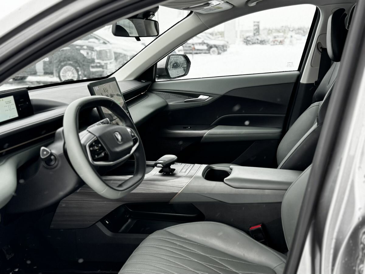 Changan Lamore, 2023 Фото №14