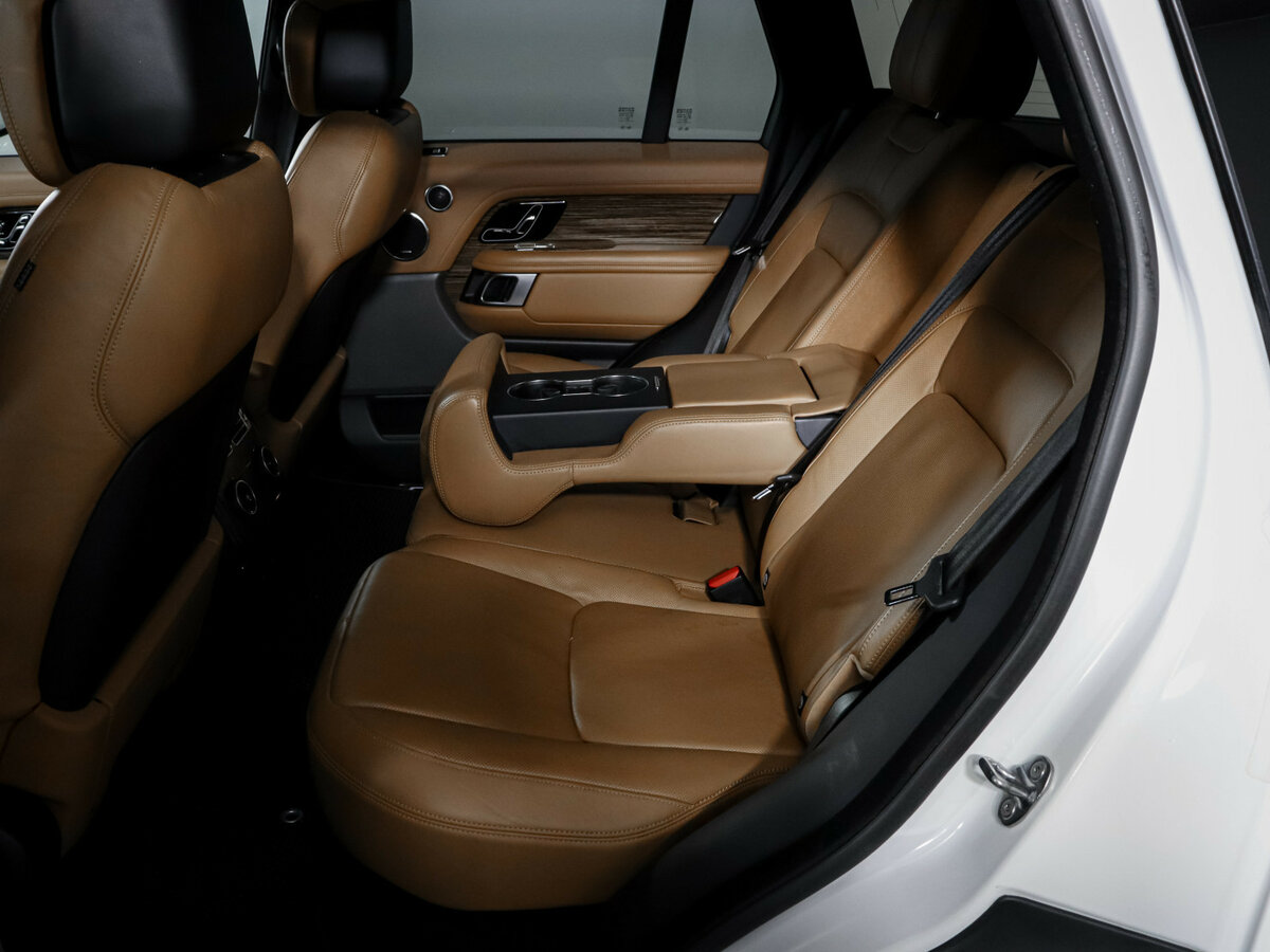 Land Rover Range Rover IV Рестайлинг, 2019 Фото №9