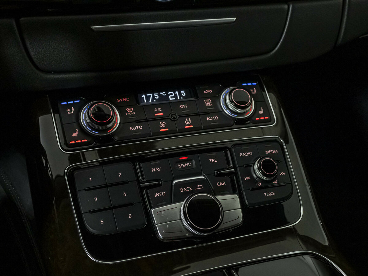 Audi A8 Long III (D4) Рестайлинг, 2014 Фото №14