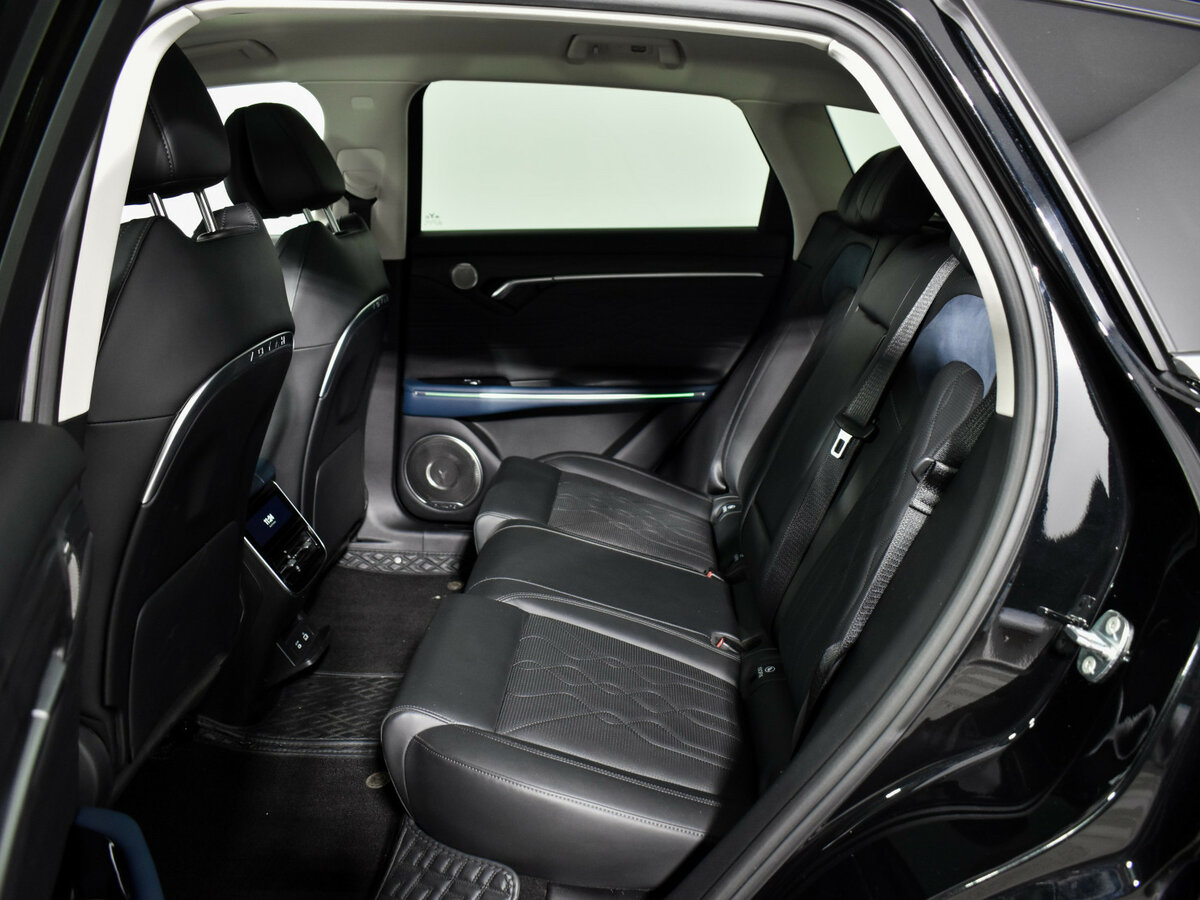 Voyah Free I Рестайлинг, 2023 Фото №9