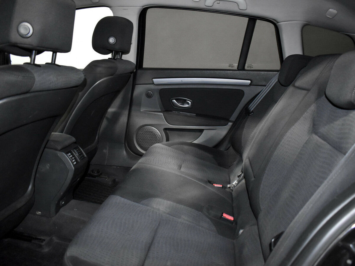 Renault Laguna III, 2009 Фото №10