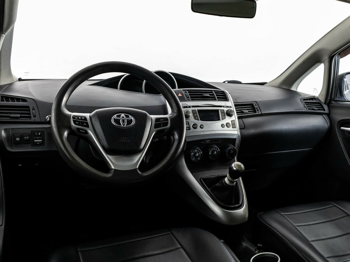 Toyota Verso I, 2011 Фото №9