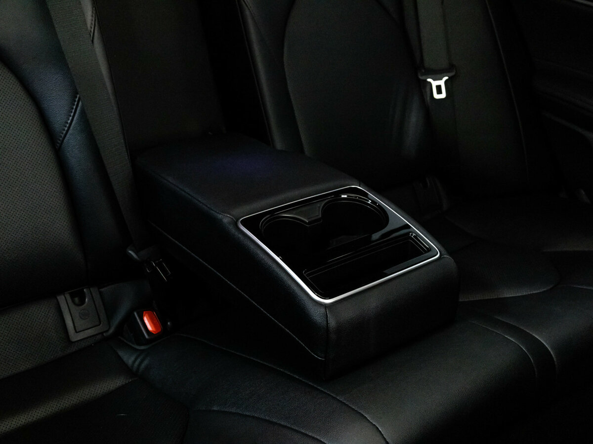 Toyota Camry VIII (XV70) Рестайлинг, 2023 Фото №22