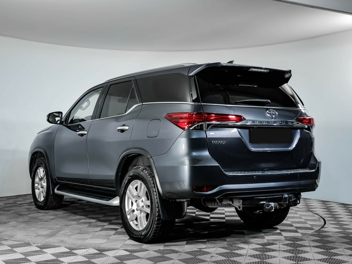 Toyota Fortuner II, 2017 - 126 805 км. | Фото №7