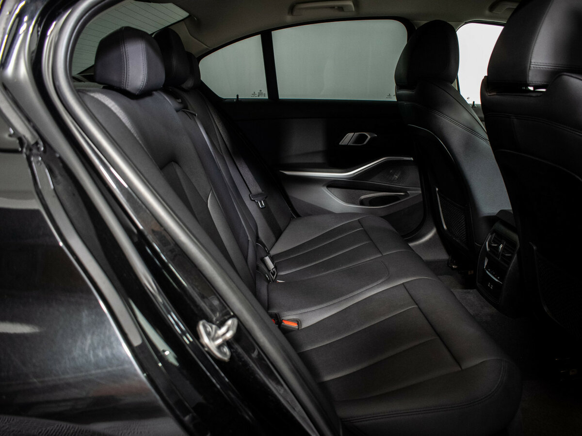 BMW 3 серии 318d VII (G2x), 2021 - 72 000 км. | Фото №7