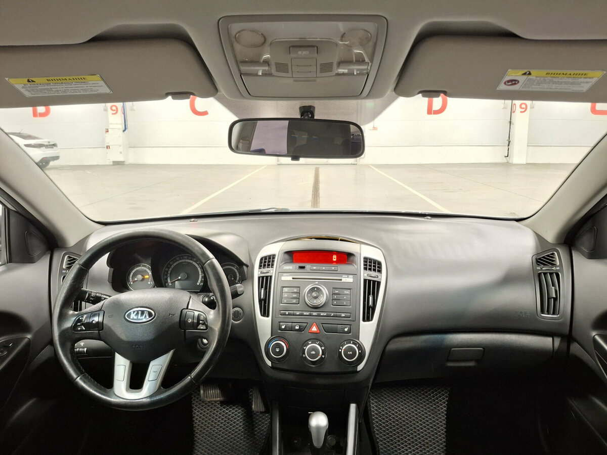 Kia Ceed I Рестайлинг, 2011 Фото №14